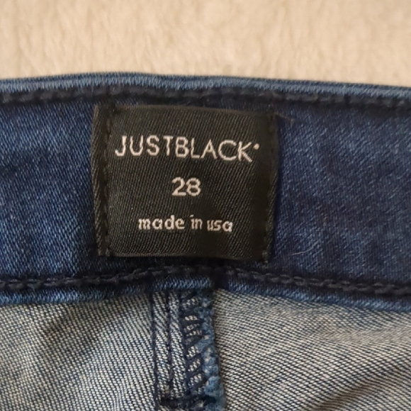 Just Black NWOT Women's Straight Leg Blue Jeans Size 28 Made In USA - Picture 2 of 5